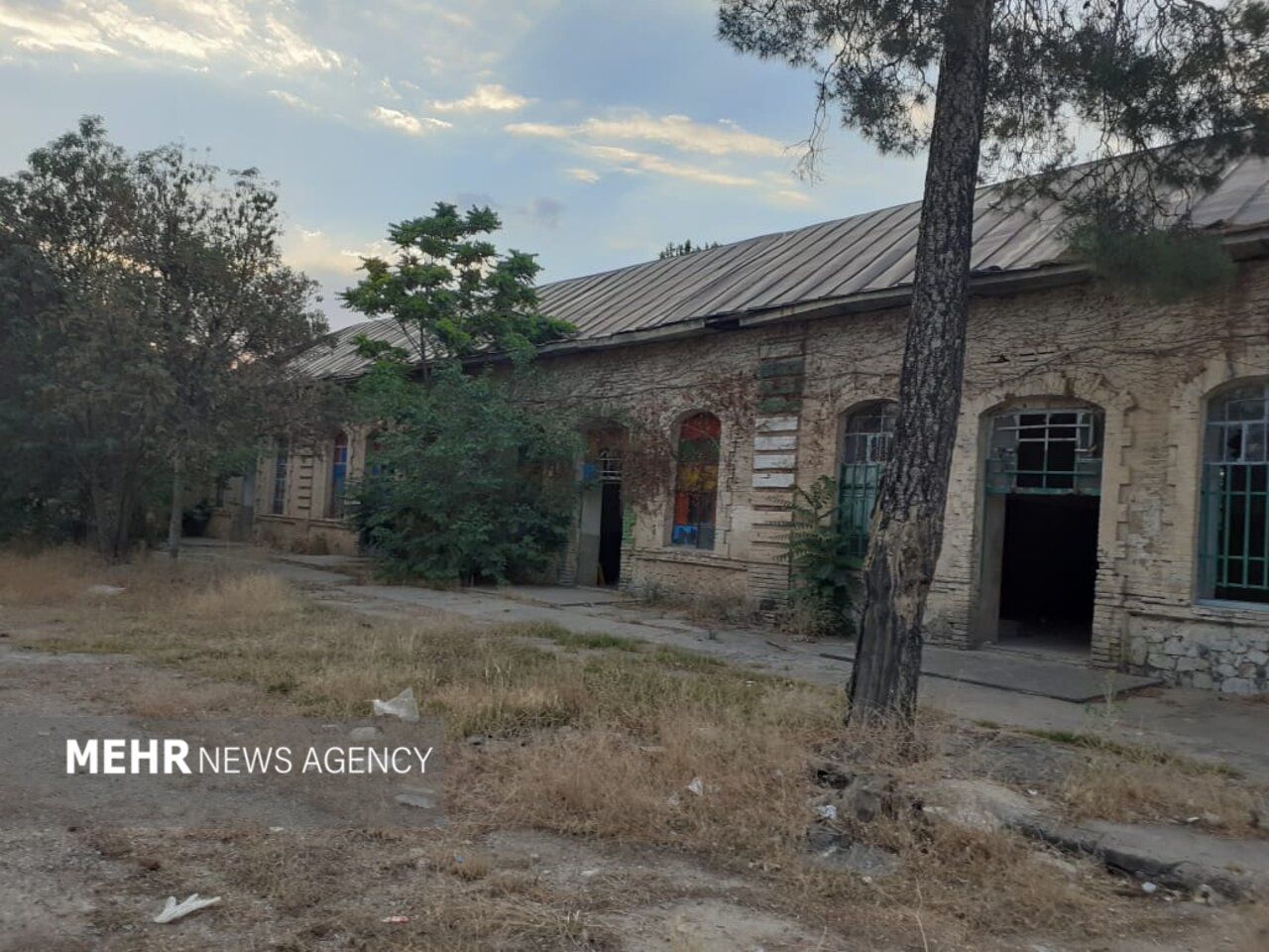 جزئیات جدید از ماجرای پادگان ۰۷/ پیمانکار: من پول نقد میخواهم!