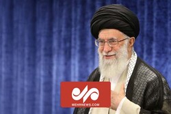 ابراز دلتنگی رهبر انقلاب برای حضور در محفل عاشقان امام خمینی (ره)