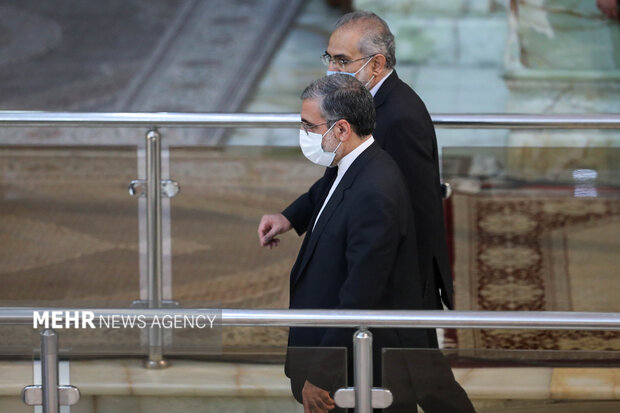 غلامحسین اسماعیلی رئیس دفتر رئیس جمهور در مراسم سی و سومین سالگرد ارتحال امام خمینی(ره) حضور دارد