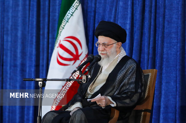 رئيسيّ إيران وروسيا يؤكدان مواصلة الجهود الدبلوماسية للتوصل لاتفاق نووي نهائي