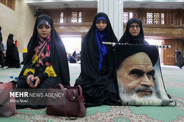 Imam Khomeini memorial ceremony in Tabriz
