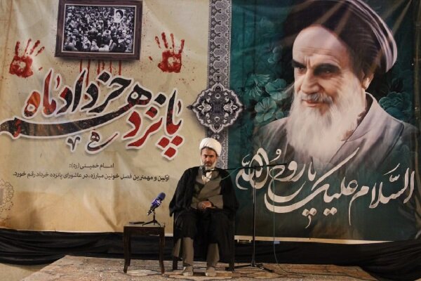 ایران کے غیور اور بہادرمسلمانوں نے 15 خرداد کو انقلاب اسلامی کا آغاز کیا