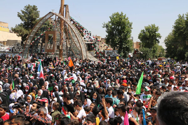  مراسم باشکوه راهپیمایی ۱۵ خرداد در ورامین برگزار شد