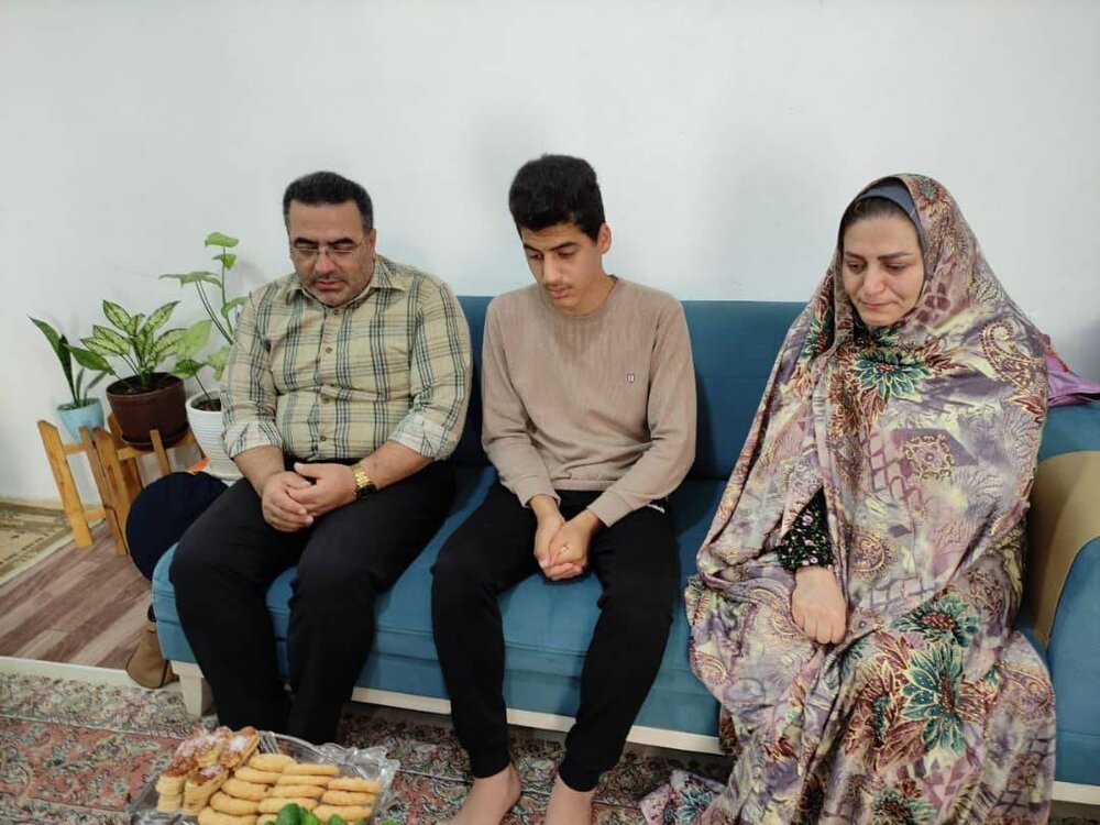 ماجرای شنیدنی شفای نوجوان محمودآبادی/رضا مرید امام رضا(ع) هستم