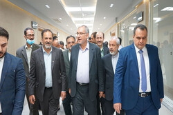 بازدید وزیر بهداشت از شعبه بین‌الملل دانشگاه علوم پزشکی تهران در کربلا
