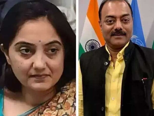 Hindistan'da Hz. Muhammed'e hakaret eden siyasetçi görevden alındı Hindistan'da Hz. Muhammed'e hakaret eden siyasetçi görevden alındı