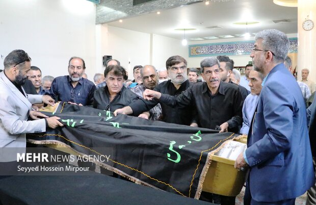 تشییع پیکر هنرمند سینما و تلویزیون مرحوم صباغی در مشهد