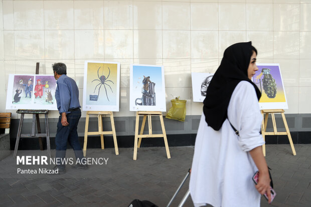 Cannes closeup gallery in Tehran