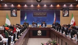 إيران ونيجيريا توقعان عدة اتفاقيات لتعزيز التعاون الثنائي بین البلدین