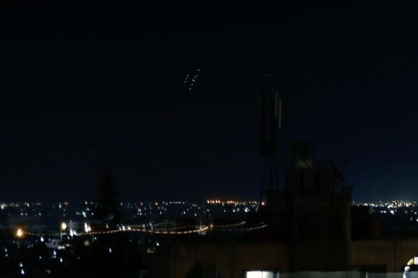 Syrian Army intercepts Israeli missile attack 