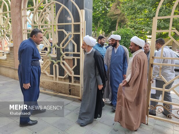 دیدار مدیران تبلیغات اسلامی مناطق تلفیقی کشور با نماینده ولی در کردستان