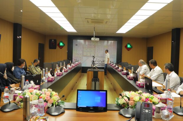 بازدید کارشناسان محیط زیست بوشهراز شرکت مخازن سبز پتروشیمی عسلویه