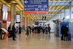 لغو گسترده پروازها در فرودگاه پاریس در پی اعتصاب کارکنان