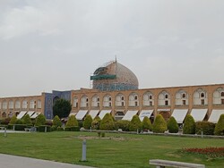 رمز و راز نیکنامی در «روایت اصفهان»