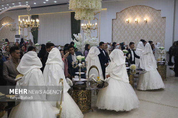 جشن ازدواج رضوی هشت زوج جوان کرمانشاهی