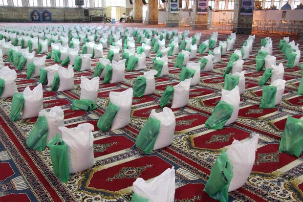 ۱۷ هزار بسته معیشتی در خراسان جنوبی توزیع می شود ۱۷ هزار بسته معیشتی در خراسان جنوبی توزیع می شود