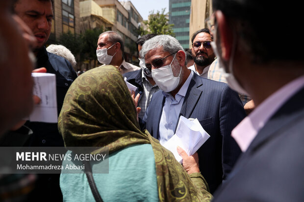 سردار اسماعیل قآنی فرمانده سپاه قدس در مراسم ترحیم حجتالاسلام سید محمود دعایی حضور دارد
