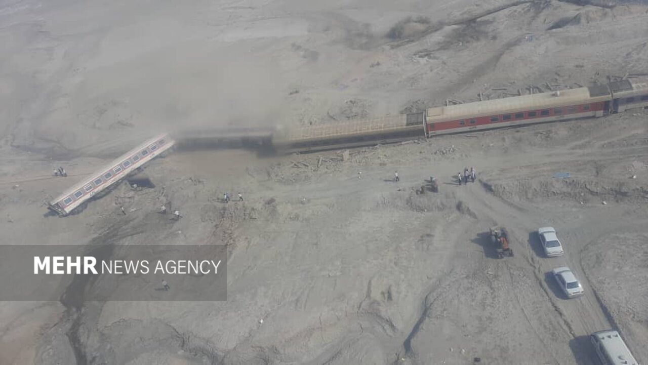 حادثه برای قطار مشهد-یزد/ ۲۲ کشته تاکنون/ عزای عمومی در یزد/ دستور بازداشت ۶ نفر