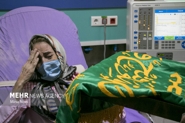 حضور خادمین آستان قدس رضوی در بیمارستان های تبریز