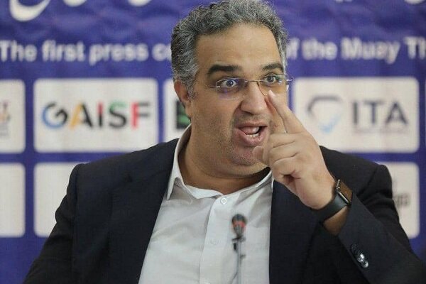 دعوت وزیر ورزش ظاهری بود / اقدام وزارت ورزش خسارت خواهد داشت