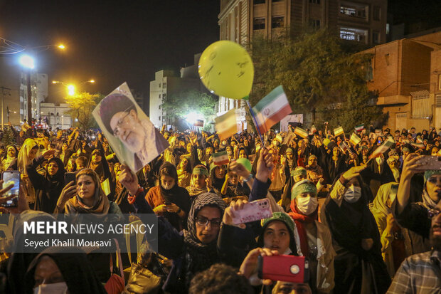 برگزاری جشن‌های «زیر سایه خورشید»