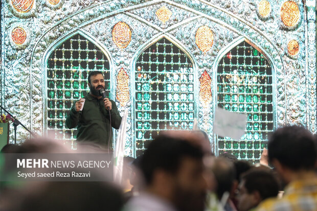 اجتماع بزرگ امام رضایی‌ها با عنوان «ولایت عشق» با حضور اقشار مختلف مردم و هیئات مذهبی در اعتراض به اهانت به ساحت پیامبر اعظم (ص) و امام هشتم (ع) بعدازظهر امروز جمعه ۲۰ خرداد ۱۴۰۱ در دانشگاه تهران برگزار شد.