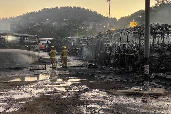 آتش‌سوزی بزرگ در پایانه اتوبوسرانی شهر صفد در اراضی اشغالی