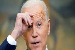 Video: Joe Biden falls off bike