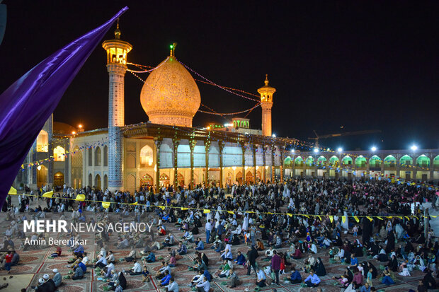 جشن غدیریها از خراسان تا شاهچراغ/ ایران به سفره علی(ع) مهمان است