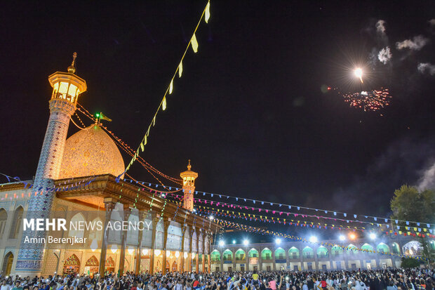 جشن میلاد امام رضا(ع) در حرم مطهر شاهچراغ(ع) شیراز