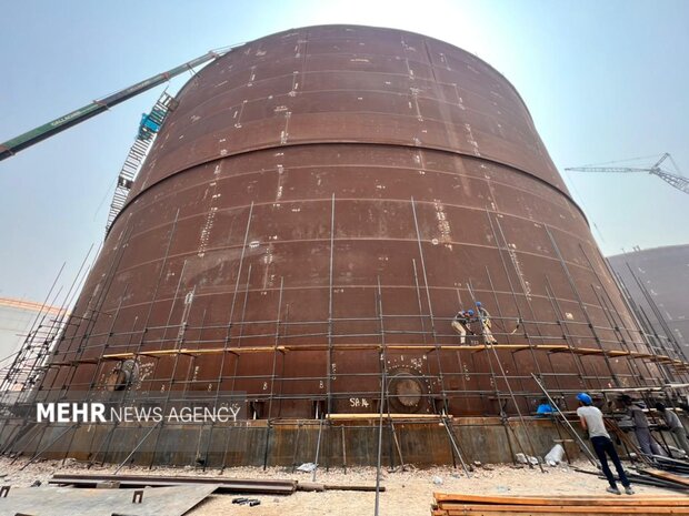 تشریح عملیات اجرایی فاز دوم مخازن سبز پتروشیمی عسلویه