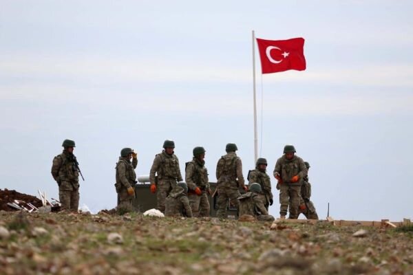 4 Turkish soldiers killed, injured in bomb blast in N Iraq 