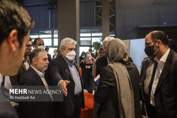 Knowledge-based achievements fair in Tehran