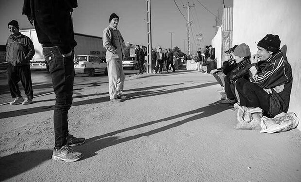 بیکاری همچنان معضل استان سمنان/ آمارها چه می گویند؟