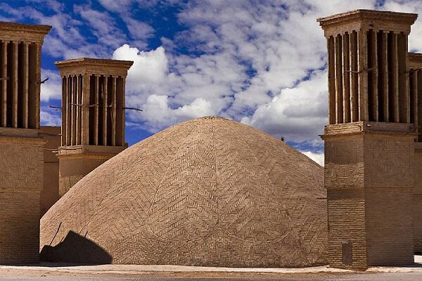 نبش قبر در بافت تاریخی یزد/آثار تاریخی یزد در معرض تهدیدی دوباره