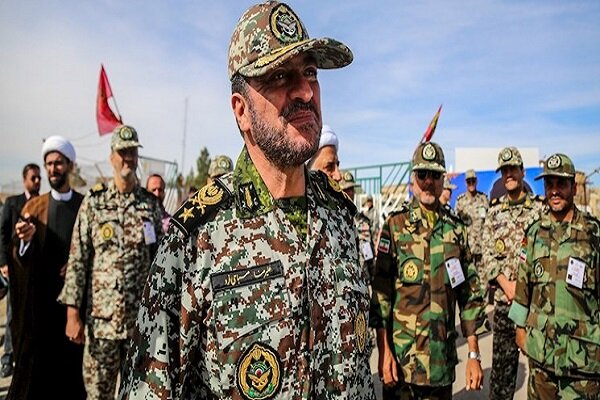 Iran Army observes all enemies moves in Persian Gulf: cmdr.