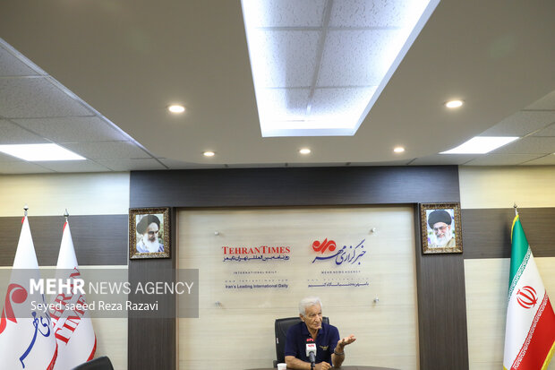 ضدانقلاب در پی ترور اسکندری بود / پرواز برفراز جهنم نیروگاه اوسیراک 2