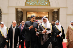 رئیس جمهور ونزوئلا با مقامات کویتی دیدار کرد