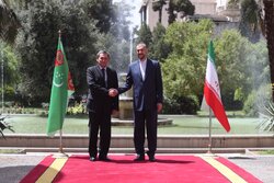 زیربناهای گسترش روابط ایران و ترکمنستان با بنیان قوی گذاشته شده است