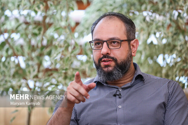 استقبال از اکران آنلاین یک فیلم سیاسی/ماجرای بیلبوردی که تحمل نشد