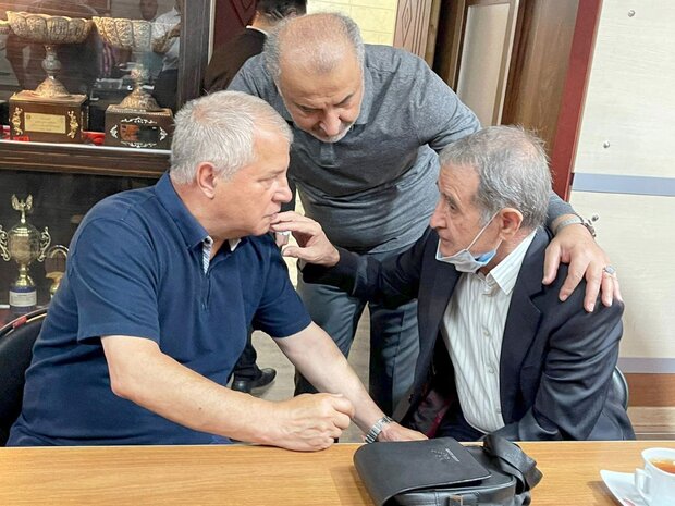 مایلی کهن و پروین در باشگاه پرسپولیس حاضر شدند 3
