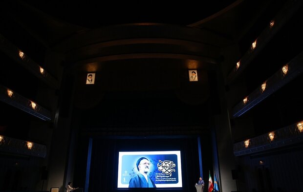 مشی متواضعانه مرحوم دعایی ستودنی بود