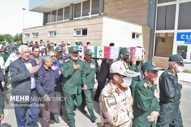 استقبال از شهید الرحمن احدی در فرودگاه اردبیل