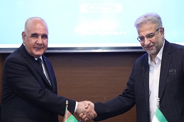 Iran, Turkmenistan ink MoU to strengthen bilateral coop. 