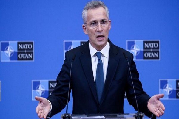 NATO chief urges 'more heavy weapons' for Ukraine 