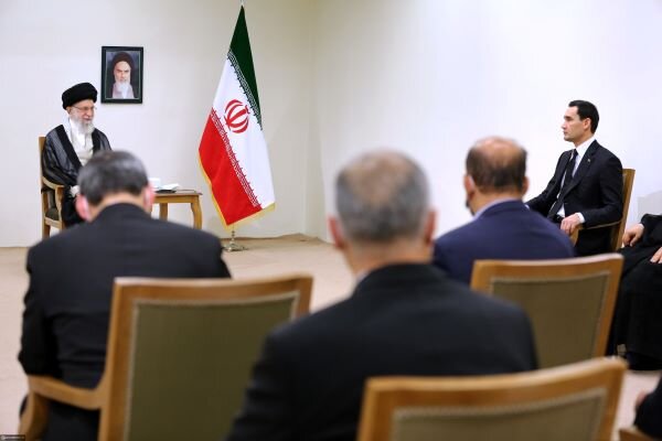 قائد الثورة: يجب أن تكون لجنة التعاون الإيرانية التركمانية نشطة حتى انتهاء الاتفاقات