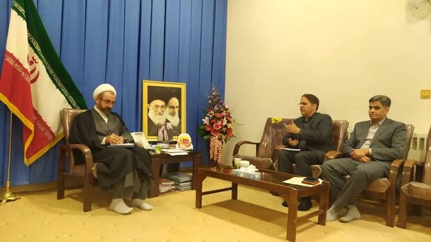 فشار اقتصادی توقع مردم از نهادهای حمایتی را بیشتر کرده است