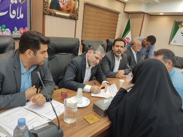 وزیر جهاد کشاورزی وارد آران و بیدگل شد