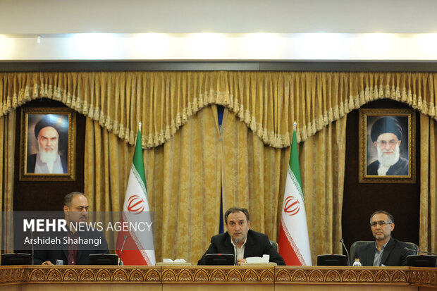 گردهمایی اساتید و نخبگان حقوق بین الملل 12