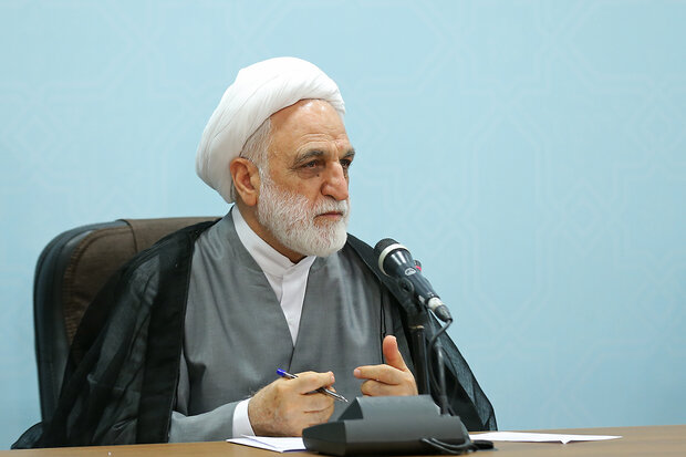 دانشجویان خواستار ورود اژهای به ریاست تاج برفدراسیون فوتبال شدند